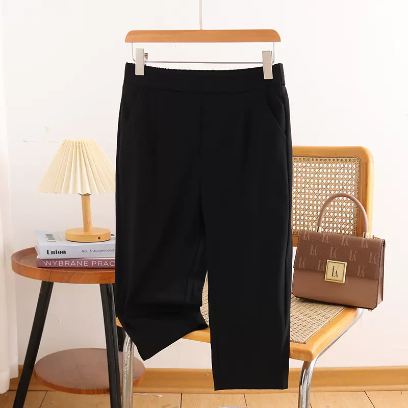 Plus Size Stretch Thin Capri 3/4 Pants