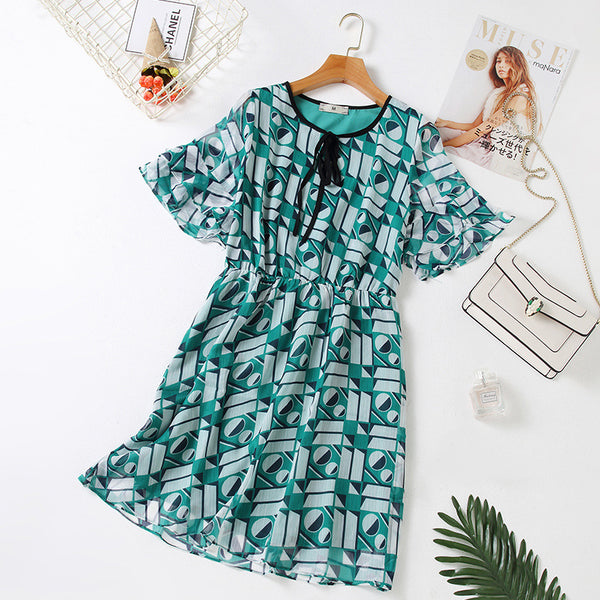 Plus Size Green Shapes Chiffon Short Sleeve Dress