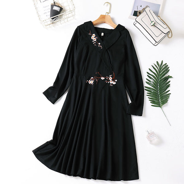 Latisha Plus Size Sakura Flowers Work Long Sleeve Midi Dress