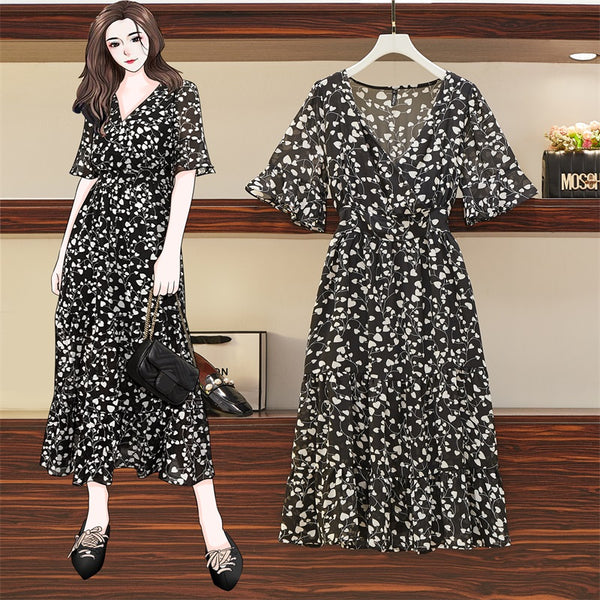 Plus Size Wrap V Neck Hearts Print Chiffon Short Sleeve Midi Dress