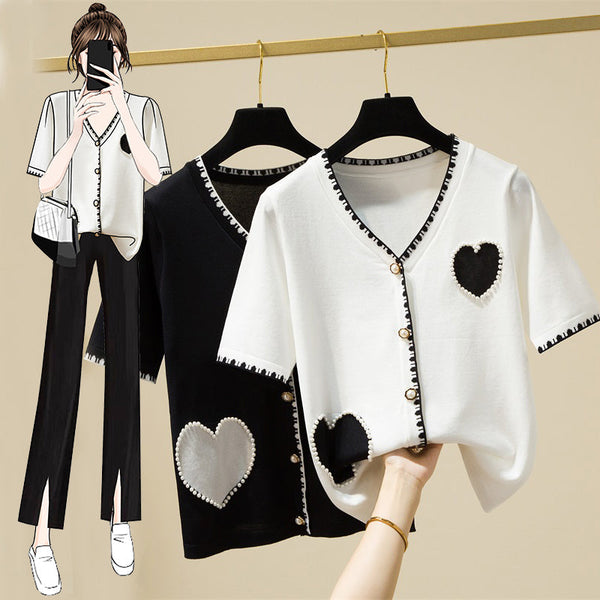 Plus Size Hearts Button Up Knit Blouse