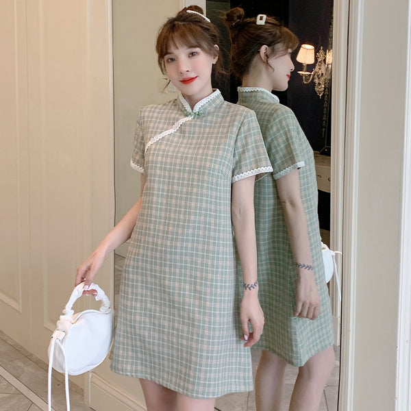 Plus Size Lace Accent Green Checks Cheongsam